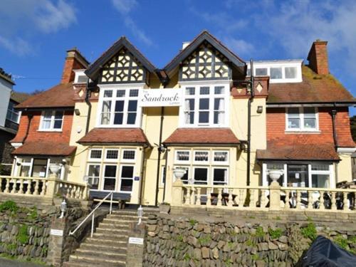 The Sandrock Lynton Bagian luar foto