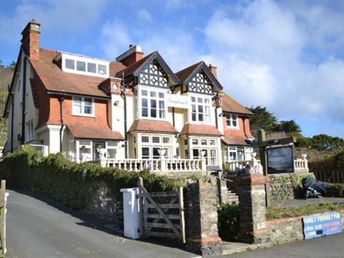 The Sandrock Lynton Bagian luar foto